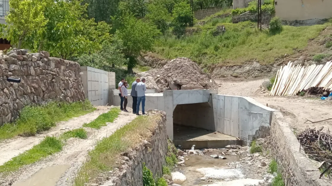 Darende'de  Köprü Çalışmaları Başladı