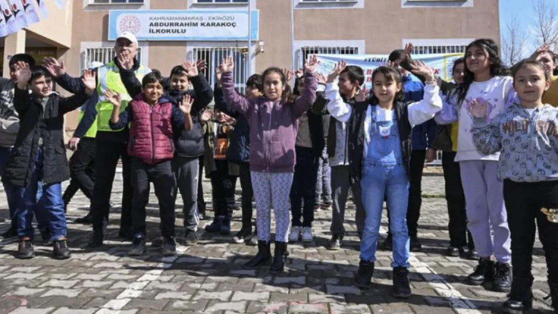 Deprem bölgesinden diğer illere nakil olan 34 bin 985 öğrenci geri döndü.