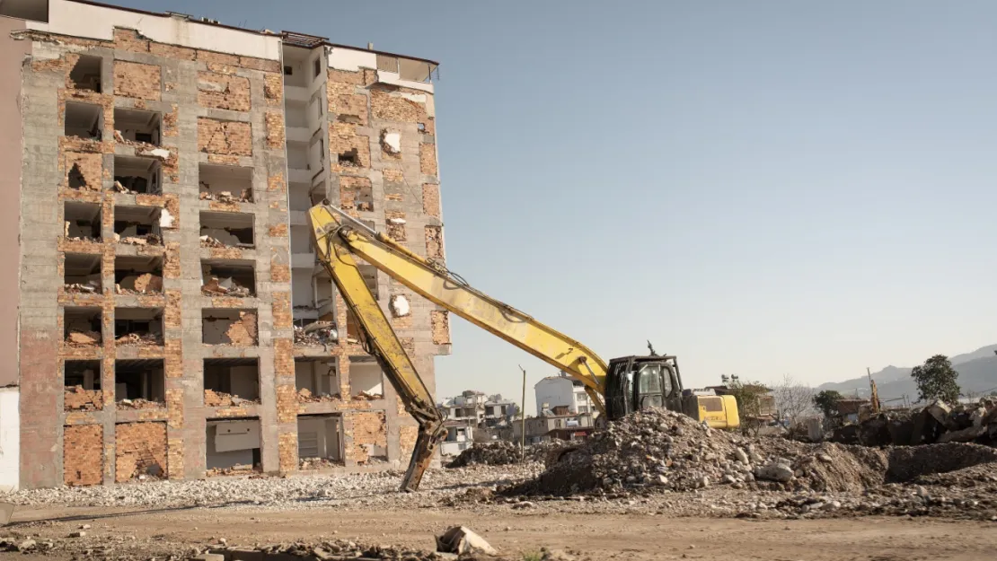 Depremden Bir Yıl Sonra Hatay Hala Sağlık Limit Değerinin 4 Katı Toz Soluyor