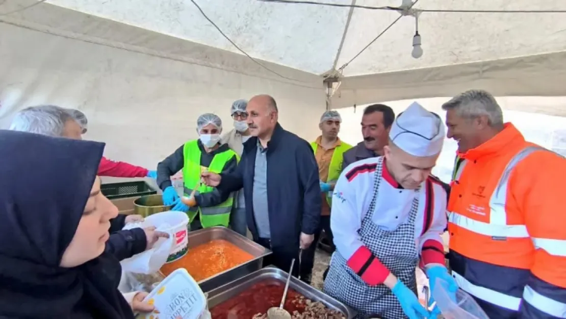 Doğanşehir'de depremde vefat edenler için Mevlit okutuldu