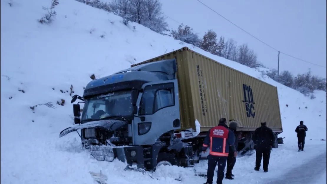 Doğanşehir Suçatı Mahallesi İstikametinde Trafik Kazası