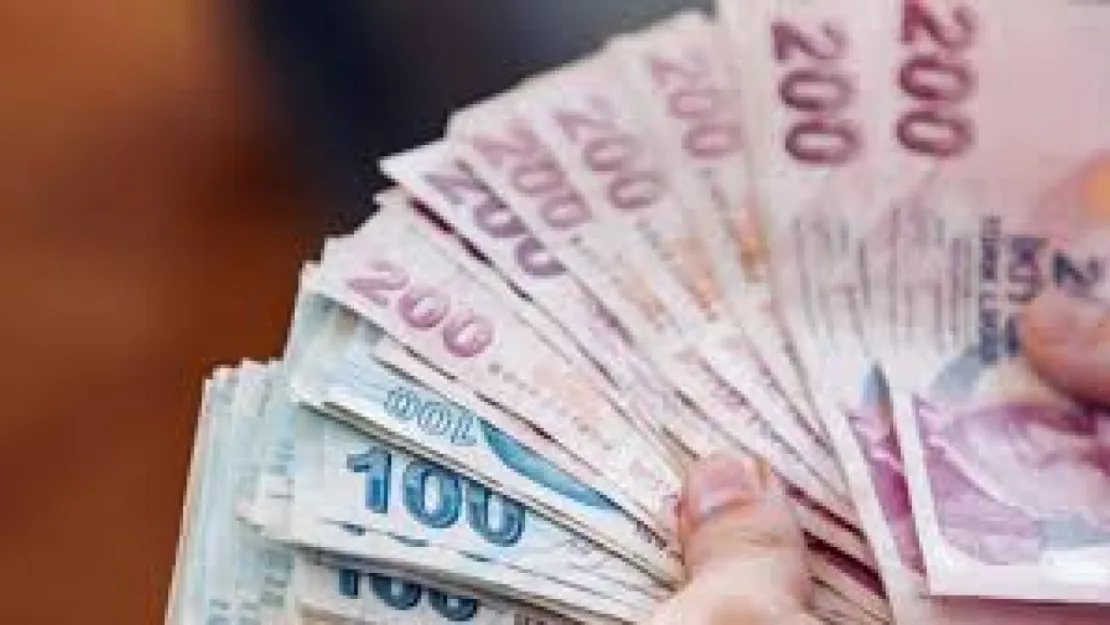 Emekliler ve Memurlar İçin Yeni Dönem Başladı: Maaşlar Yatıyor, Tazminatlar Artıyor