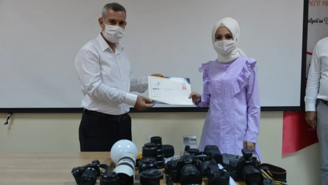 Fotoğraf Sanatına Gönül Vermek, Hayata Farklı Bir Pencere Açmaktır