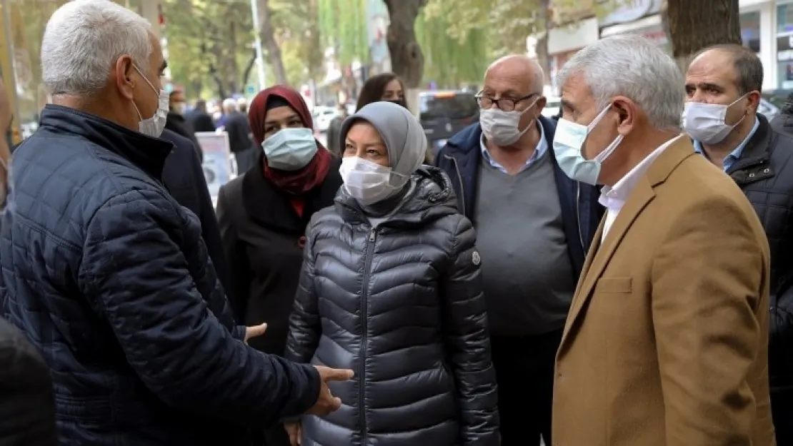 Fuzuli Caddesi'ndeki Depremzedelerin Sıkıntıları Çözüldü