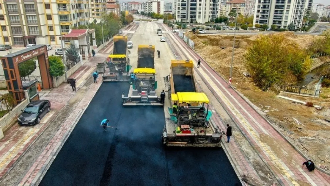 Gürkan, Şehit Sami Kıbrız Caddesinde Yapılan Çalışmaları İnceledi