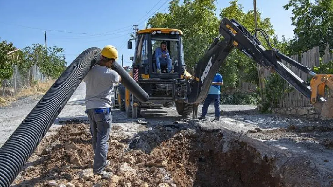 3 Mahalleye 5 Bin 650 Metrelik Kanalizasyon Altyapısı