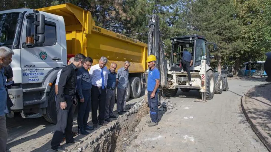 Başkan Polat, Gündüzbey'deki Altyapı Çalışmalarını İnceledi