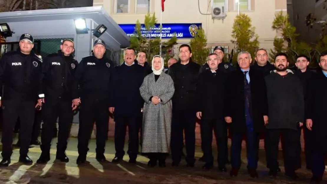 Yeni Yılda Güvenlik Güçleri Ve Bebek Sahibi Olan Aileler Unutulmadı