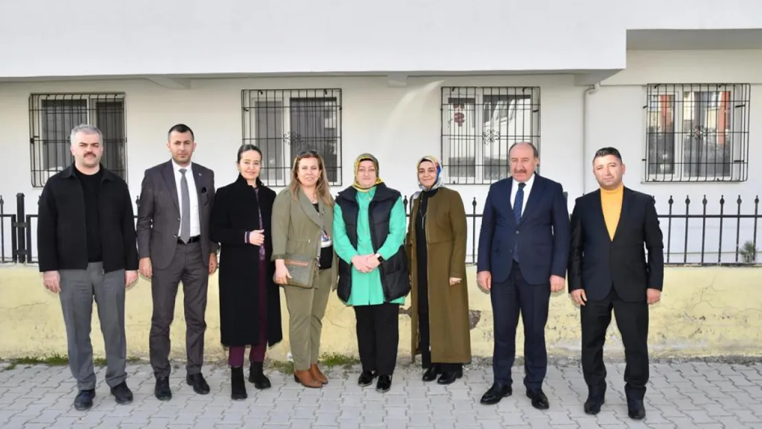 Hanımefendi Hanife Yazıcı'dan İlimizdeki Ailelere Ziyaret