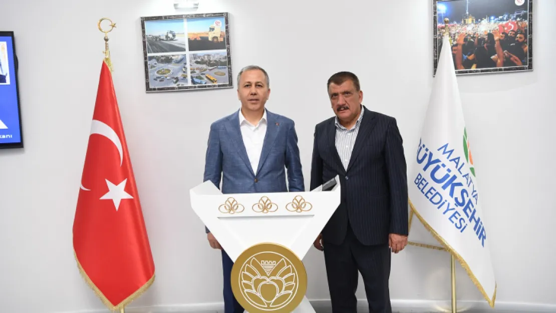 İçişleri Bakanı Ali Yerlikaya'dan Büyükşehir Belediyesine Ziyaret