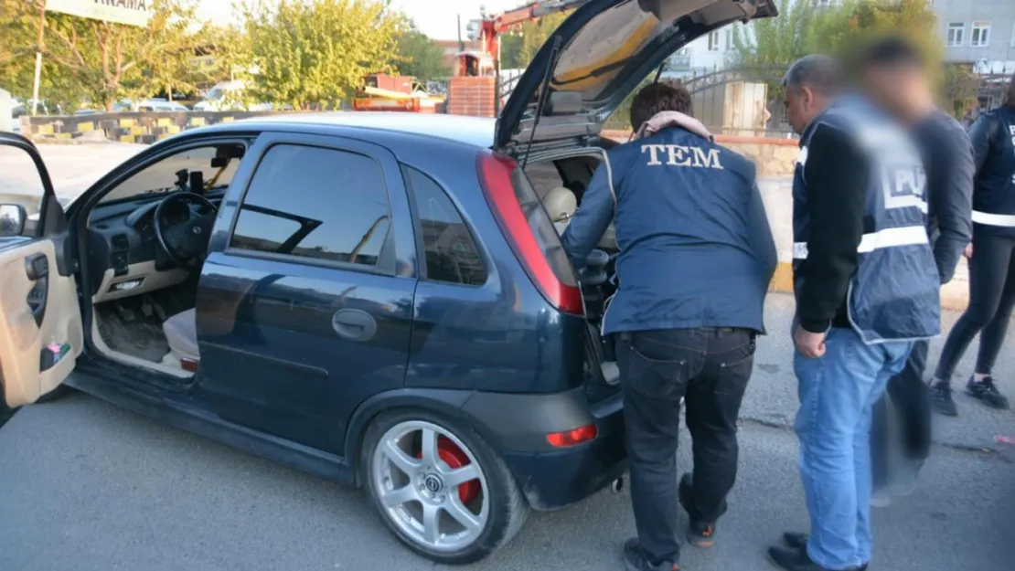 İstanbul genelinde huzur denetimi: 830 gözaltı