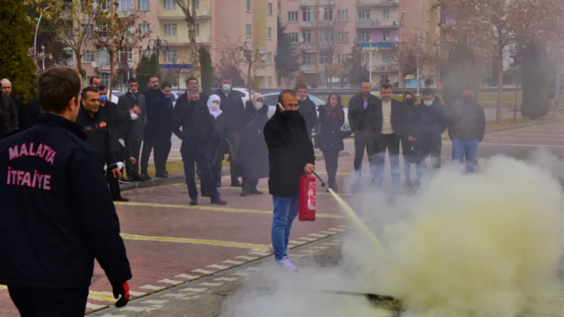 İtfaiye Daire Başkanlığı Eğitimlerini Sürdürüyor