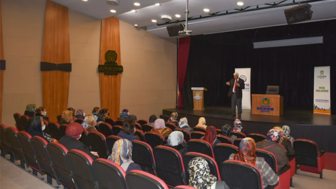 Kadın Meclisi'ne Malatya'da Sosyal ve Kültürel Hayat Konferansı