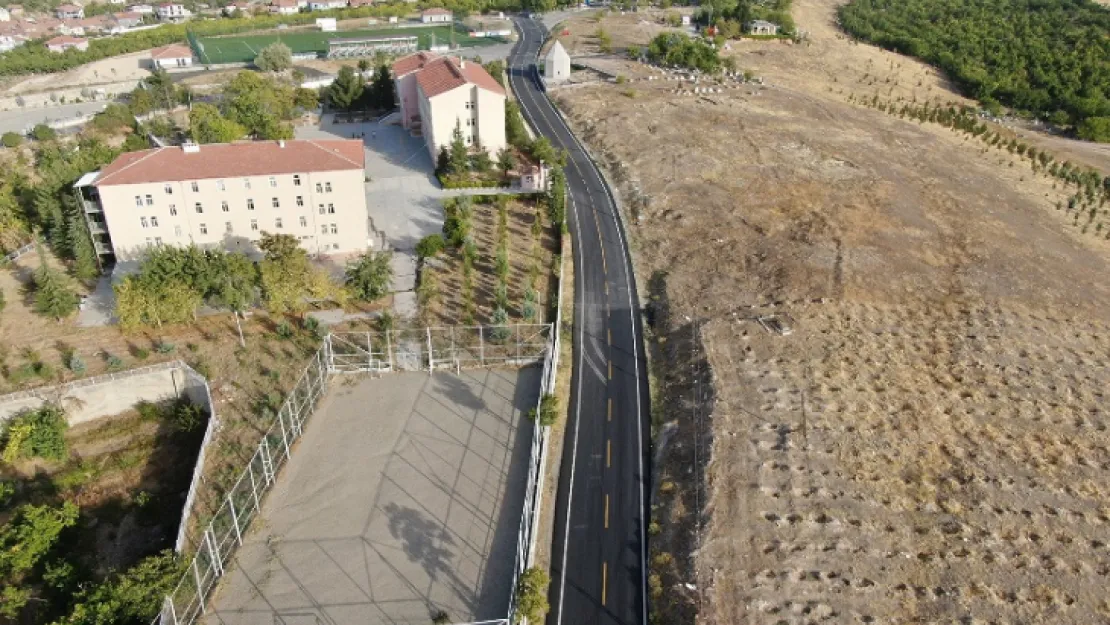 Karahan Mahallesi Hasan Basri Türbesi Yolunda Asfalt Çalışmaları Tamamlandı