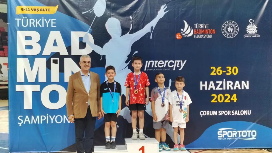 Kerem Eren Çelik, Badminton Milli Takımına Seçildi