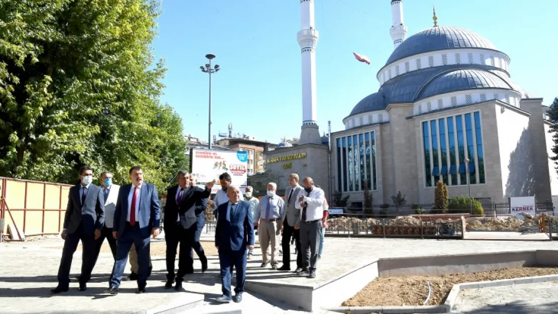 Kernek Meydanı Malatya'nın Belleği Ve Hafızasıdır