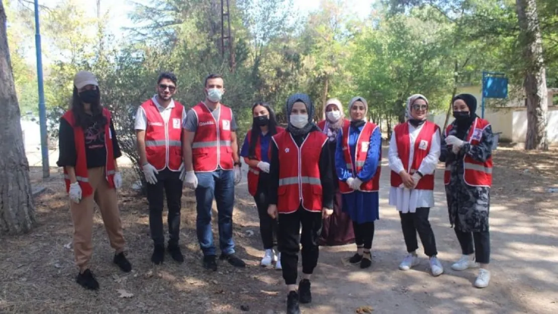 Kızılay Malatya Kadın teşkilatı çevre için sahada