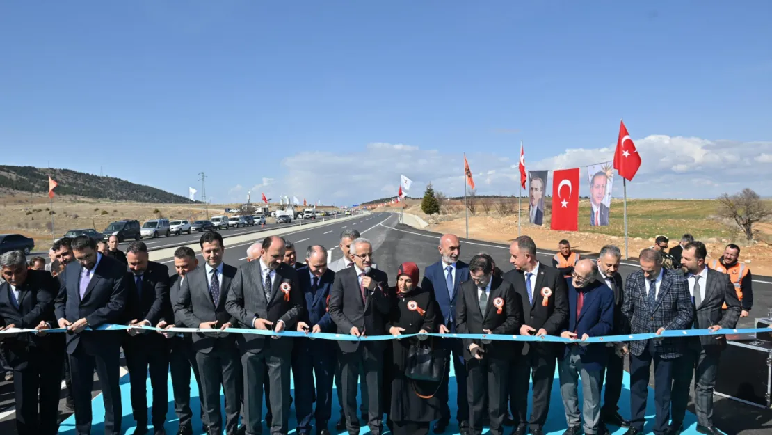 Konya'da Beyşehir- Seydişehir Arası Bölünmüş Yol Çalışmaları Tamamlandı, Vatandaşların Hizmetine Açıldı