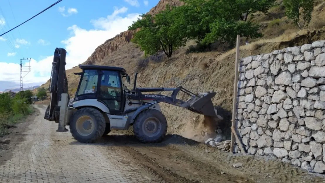 Kuluncak Belediyesinde Çalışmalar Tüm Hızıyla Devam Ediyor