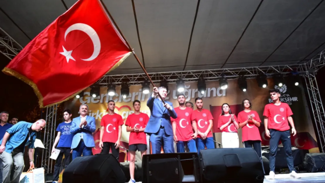 Malatya, 15 Temmuz Demokrasi ve Milli Birlik Günü'nün 6. Yıl Dönümünde Tek Yürek Oldu