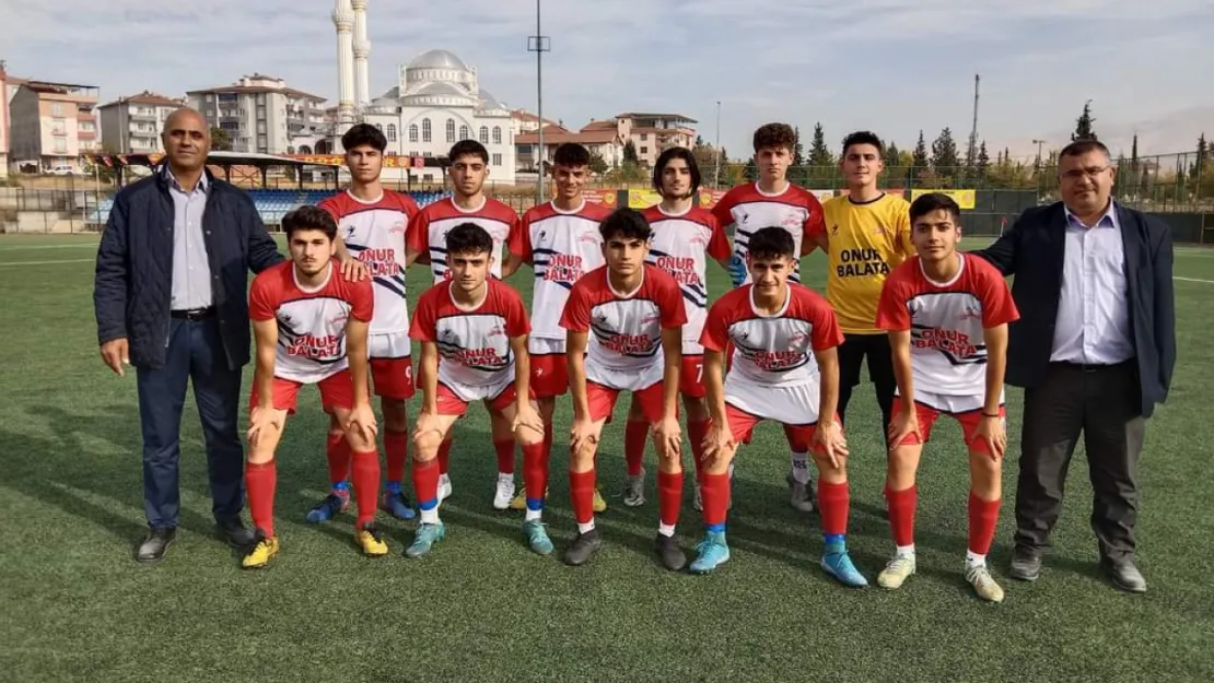 Malatya Adil Türk U 18 Gençler Futbol Ligi Bu Hafta Oynanan Karşılaşmalarla İlk Yarı Sona Erdi.