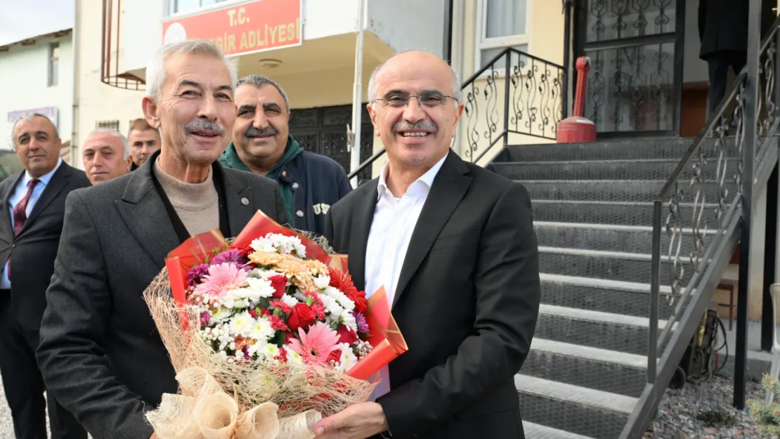 Malatya Büyükşehir Belediye Başkanı Sami Er, Arapgir Belediyesi'ni Ziyaret Etti.