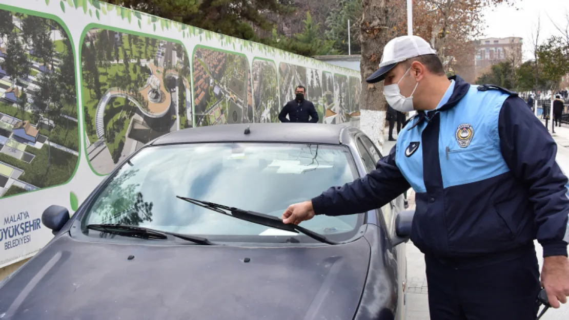 Malatya Büyükşehir Belediyesi Zabıta Ekipleri Araç Parkları İle İlgili Denetimlerine Devam Ediyor