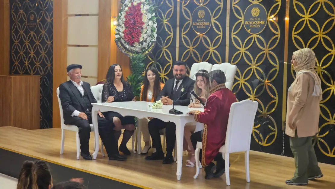 Malatya Büyükşehir Belediyesi Nikah Sarayi'nda Özel Tarih Yoğunluğu
