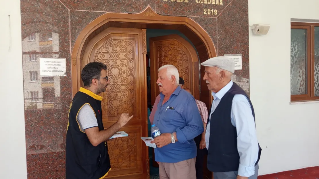 Malatya'da 700 Camide Dolandırıcılık Uyarısı: Emniyetten Vatandaşa Broşürlü Bilgilendirme