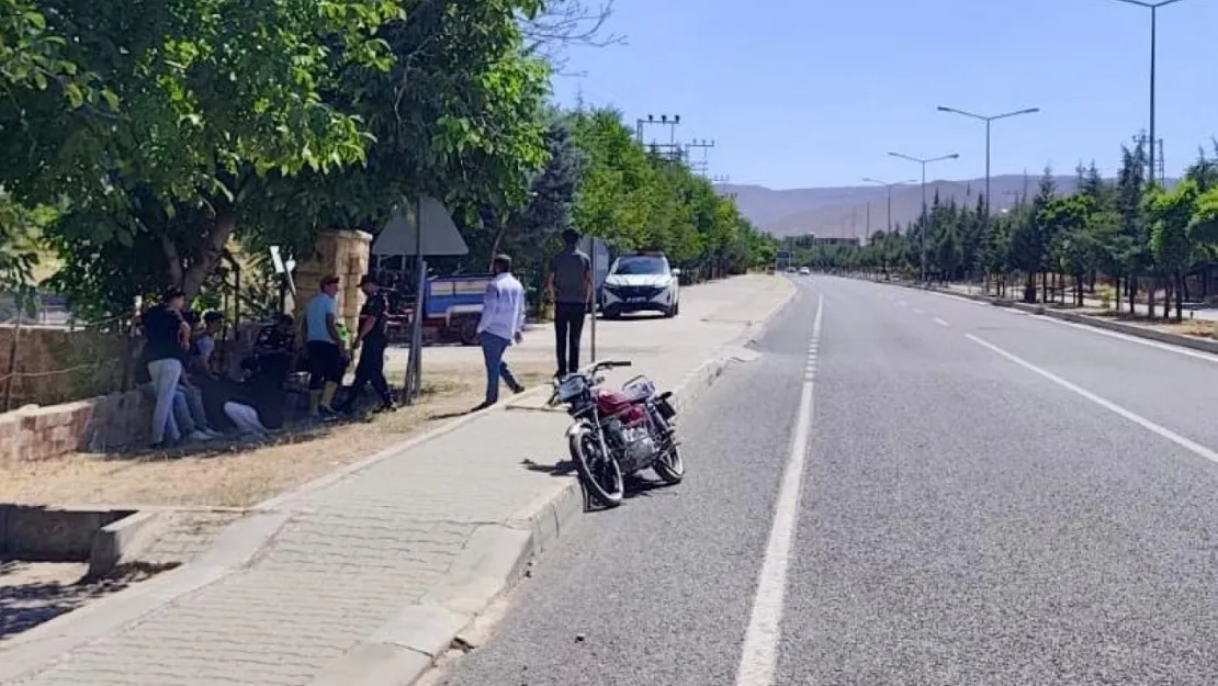 Malatya'da motosiklet ile çapa motoru çarpıştı: 1 yaralı