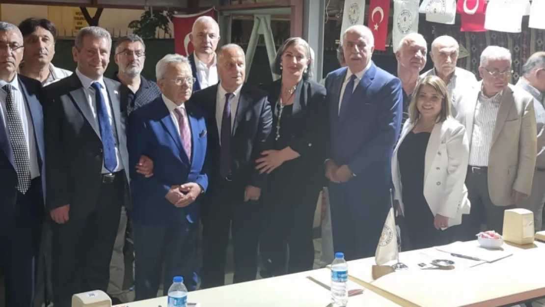 Malatya Eğitim Vakfı Akşit'e Emanet