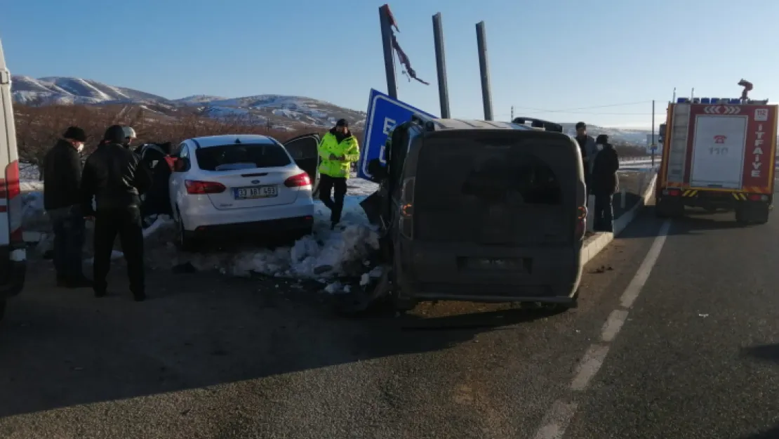 Malatya Elazığ yolunda Trafik Kazası