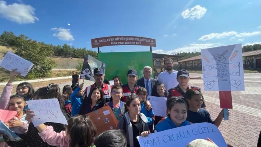 Malatya İl Jandarma Komutanlığı'ndan Dünya Hayvanları Koruma Günü Etkinliği