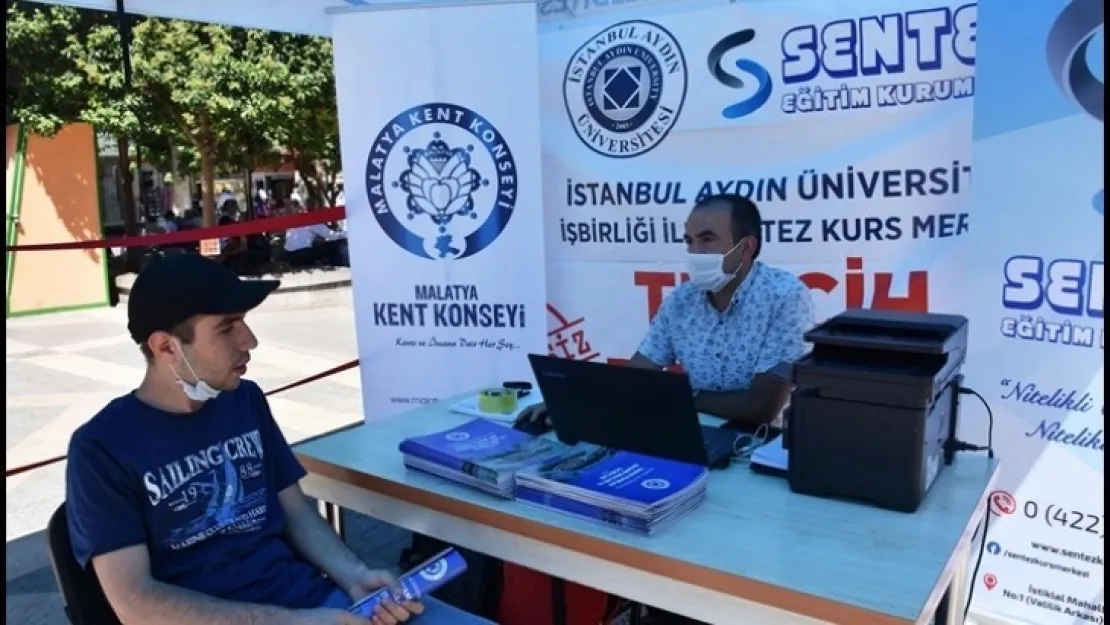 Malatya Kent Konseyi Doğru Bir Üniversite Seçimi İçin Danışmanlık Hizmeti Veriyor