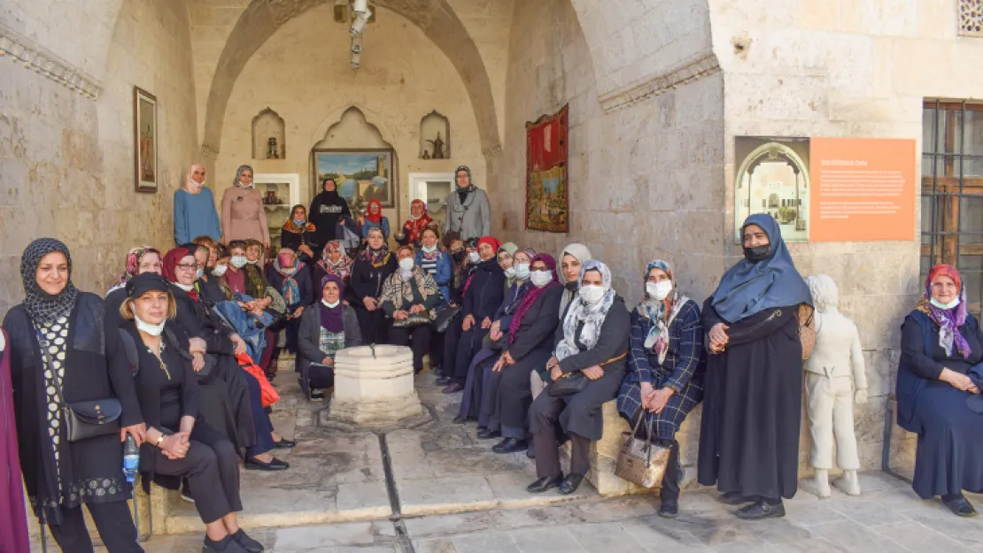 Malatya Kent Konseyi Kadın Meclisi Şanlıurfa'yı Gezdi