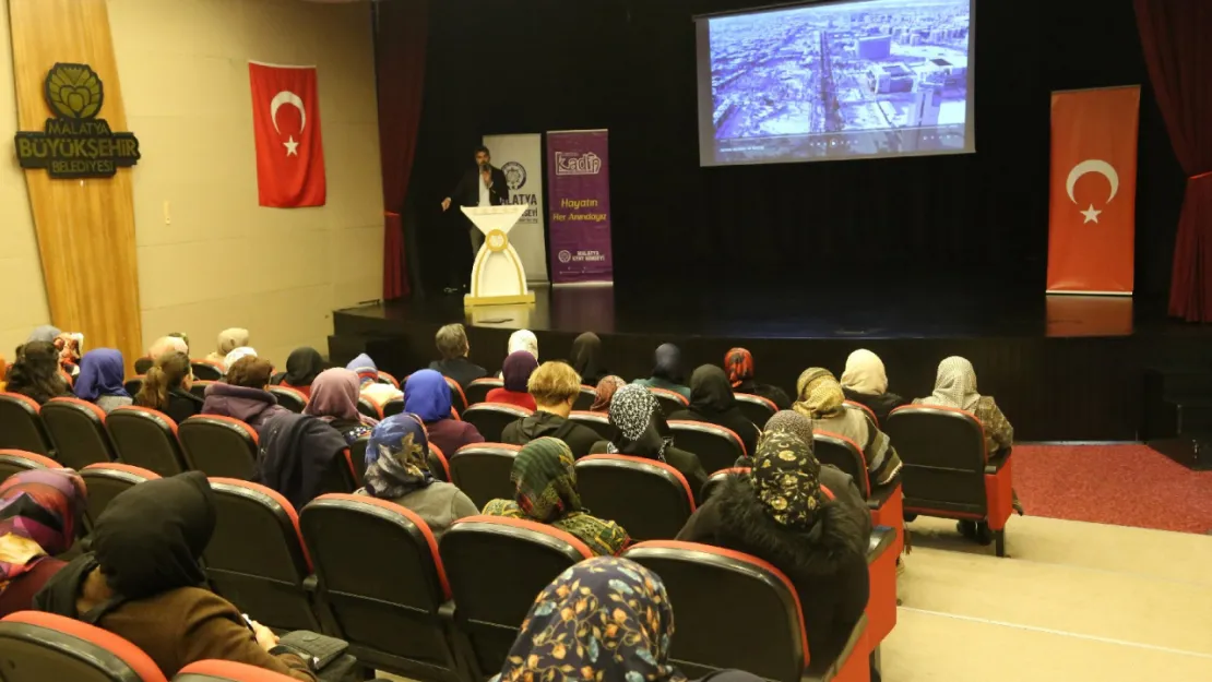 Malatya Kent Konseyi Kadın Meclisi Üyeleri 'Soğuk Fay' Belgeseli'nde Duygulu Anlar Yaşadı