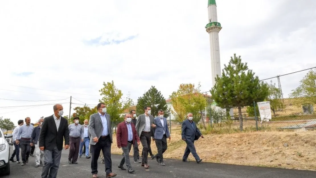 Malatya'nın En Ücra Noktalarına Kadar Sıcak Asfalt Dökülüyor