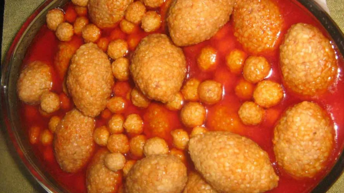 Malatya'nın Yöresel Lezzetleri: Kayısının Ötesinde Bir Gastronomi Yolculuğu