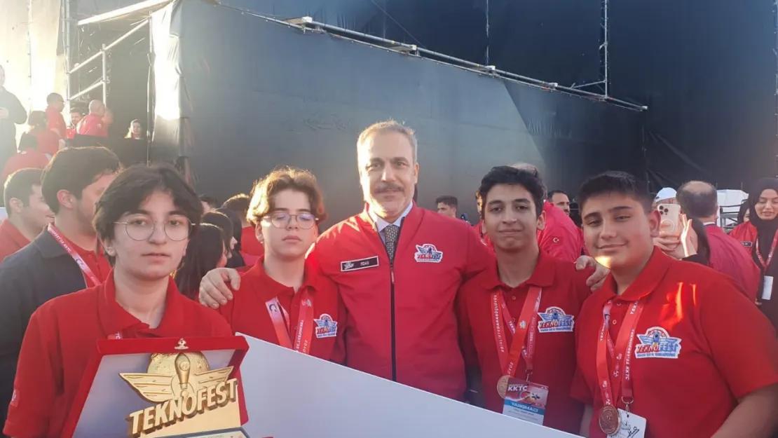 Malatya, Teknofest 2025 Kıbrıs Finalleri'nden Türkiye Şampiyonu Olarak Döndü