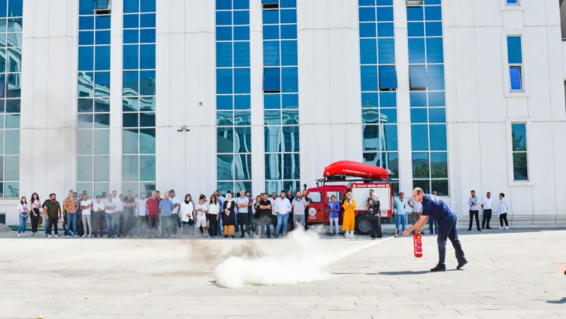 Maski Personellerine Yangın Eğitimi Verildi