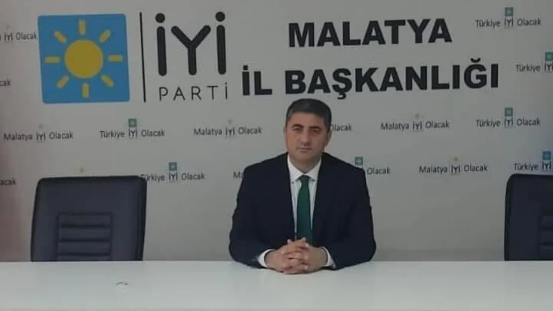 Memur Tatil Yapıyor İşçi Çalışıyor
