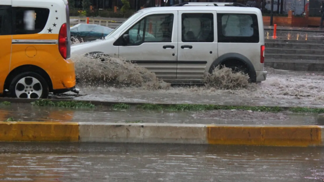 Meteorolojiden 7 kente sağanak uyarısı