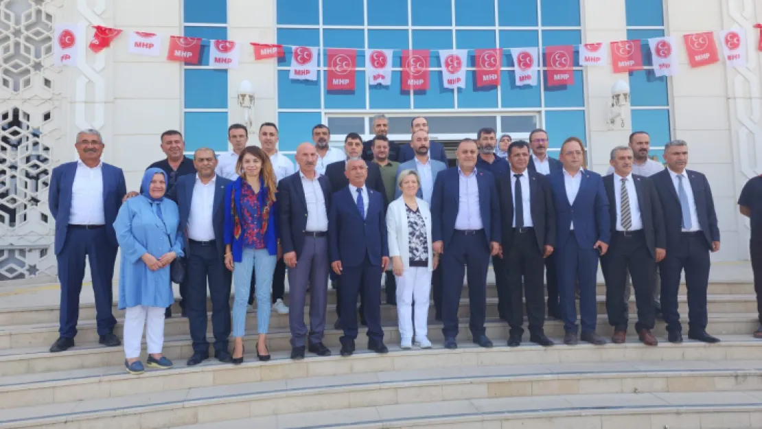MHP Yeşilyurt İlçe Kongresinde Süleyman Emre Güven Tazeledi
