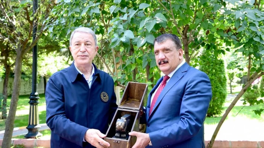 Milli Savunma Bakanı Hulusi Akar Malatya'yı Gezdi