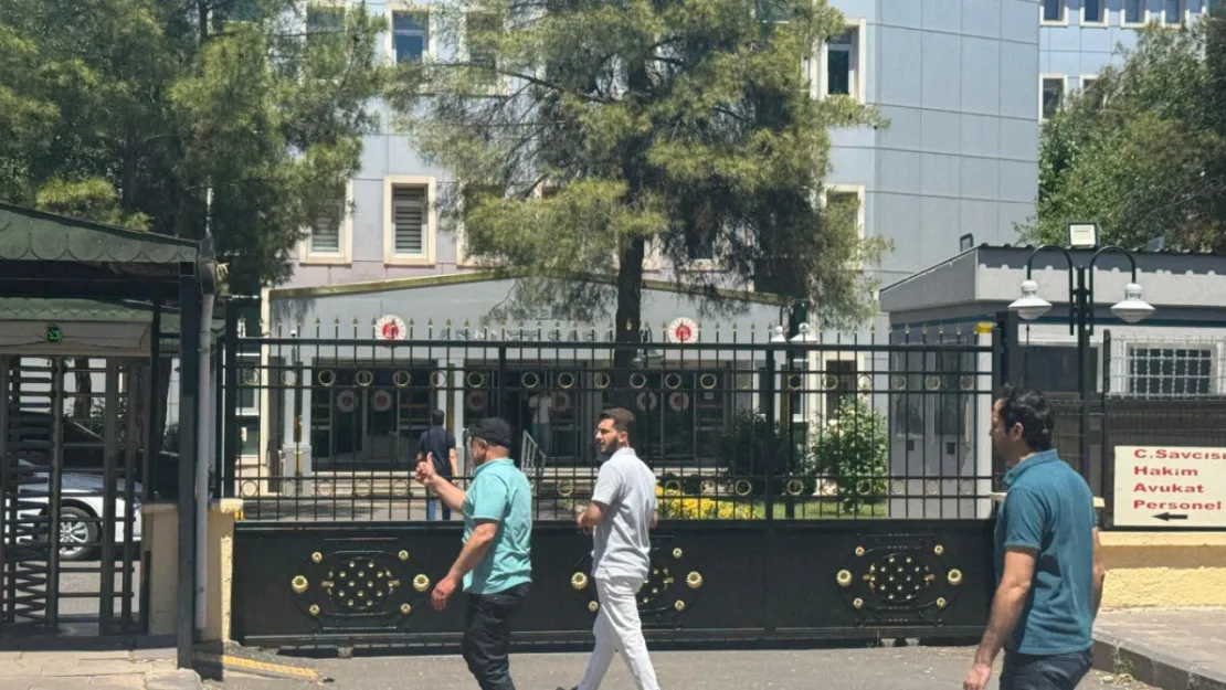 Narin Güran cinayetinde 'Suçluyu Kayırma' davası: 6'sı tutuklu 15 sanık yargılanıyor