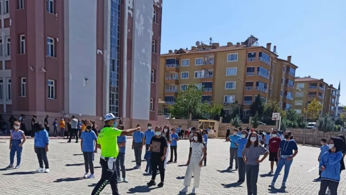 Öğrencilere Yönelik Trafik Eğitimi