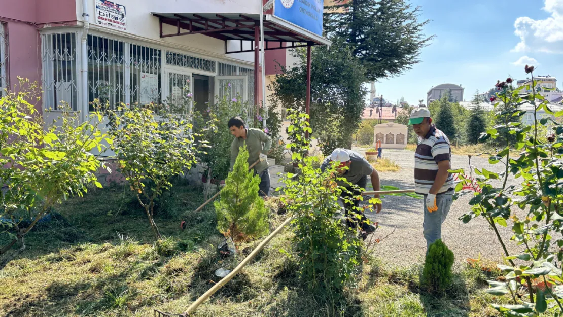 Okullara Temizlik Ve Bakım Seferberliği