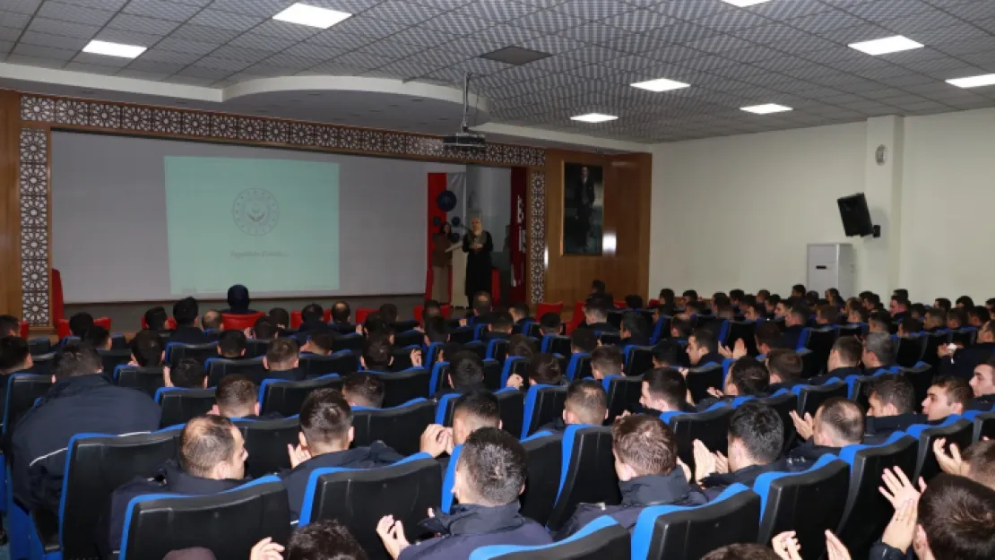 Polis Meslek Yüksekokulu Öğrencilerine 'Kadına Yönelik Şiddetle Mücadele' Eğitimi Verildi