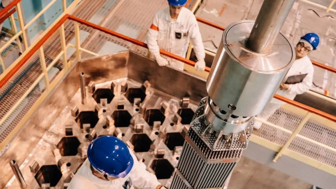 Rosatom: Novovoronezh NGS VVER-1200 reaktörüne ilk 5'inci nesil yakıt yüklemesi yapıldı