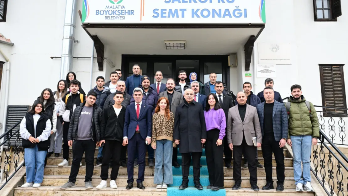 Salköprü Semt Konağı'nda Kaynak Kitap Dağıtım Programı düzenlendi